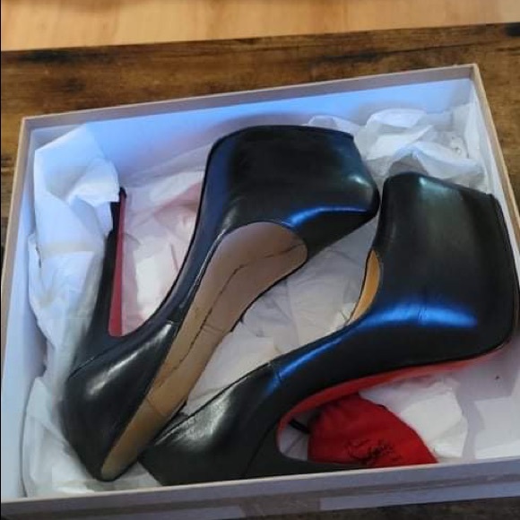 Christian Louboutin Heels for sale - Picture 2 of 10